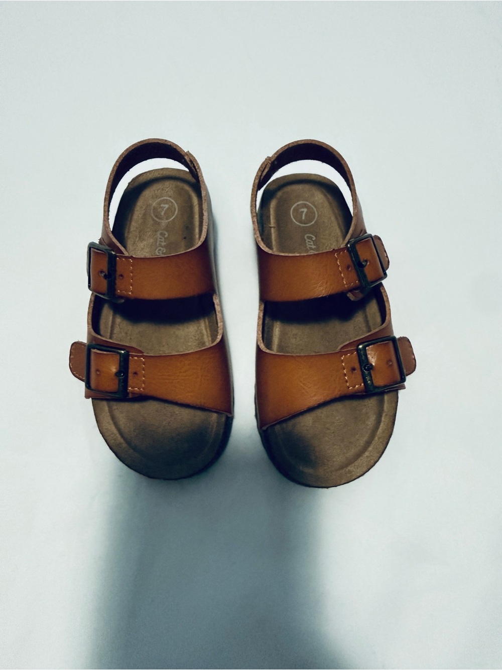 Boys sandals size 7